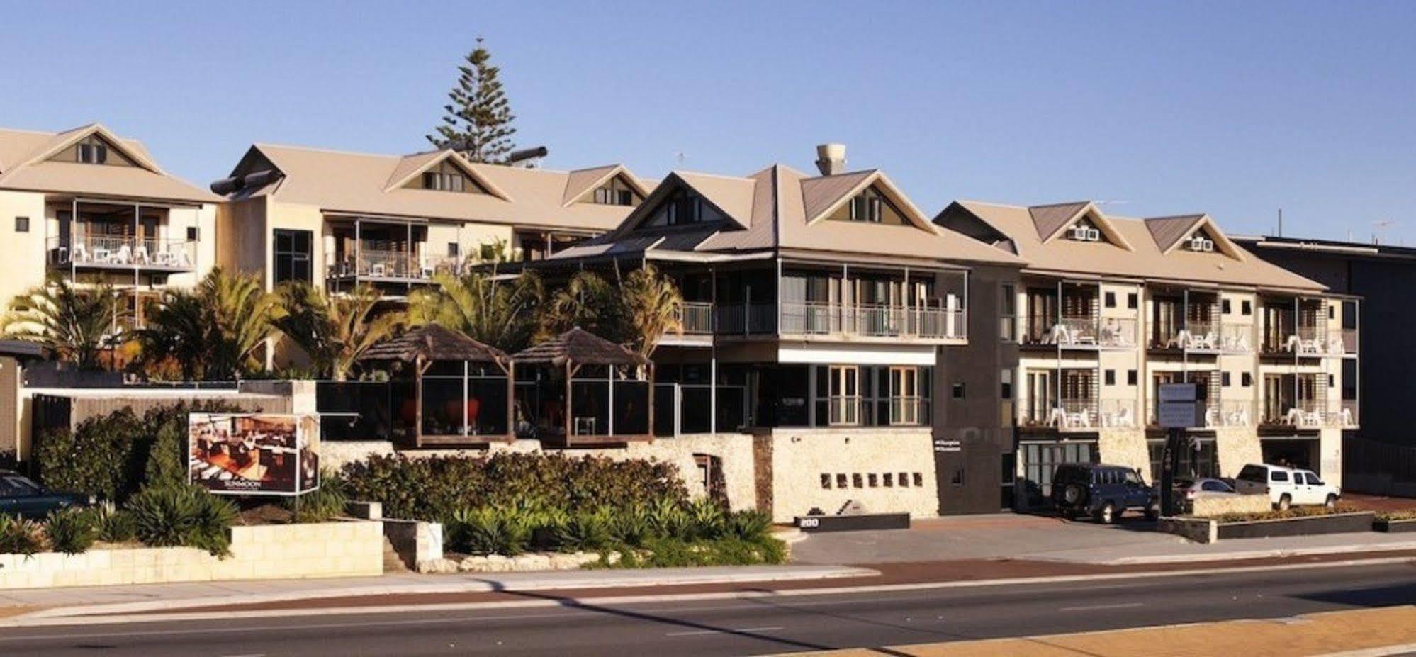 Sunmoon Boutique Resort Perth Exterior photo